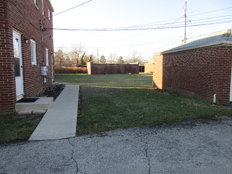 1862 Kentwell Road - Photo 4 of 19