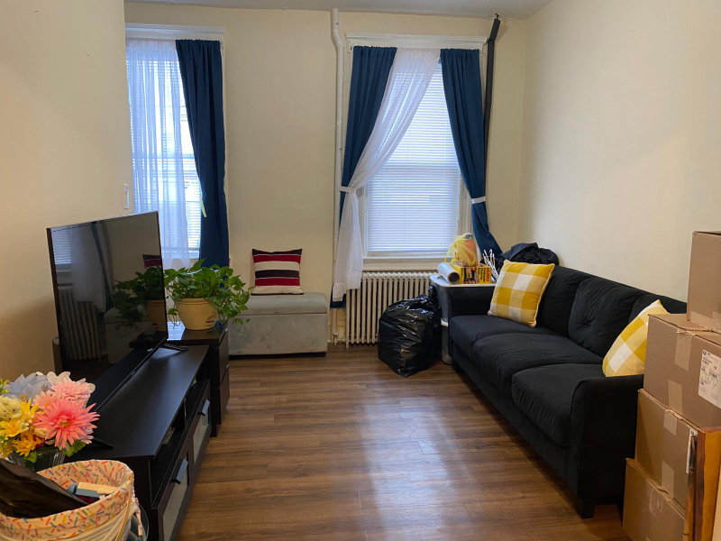 908 Anna St #1 - Photo 4 of 9