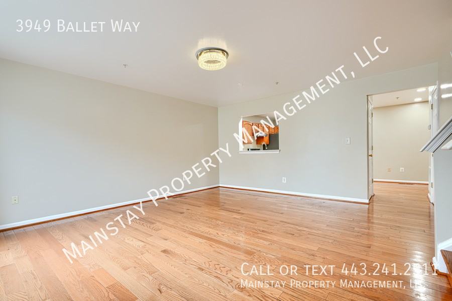 3949 Ballet Way - Photo 3 of 29