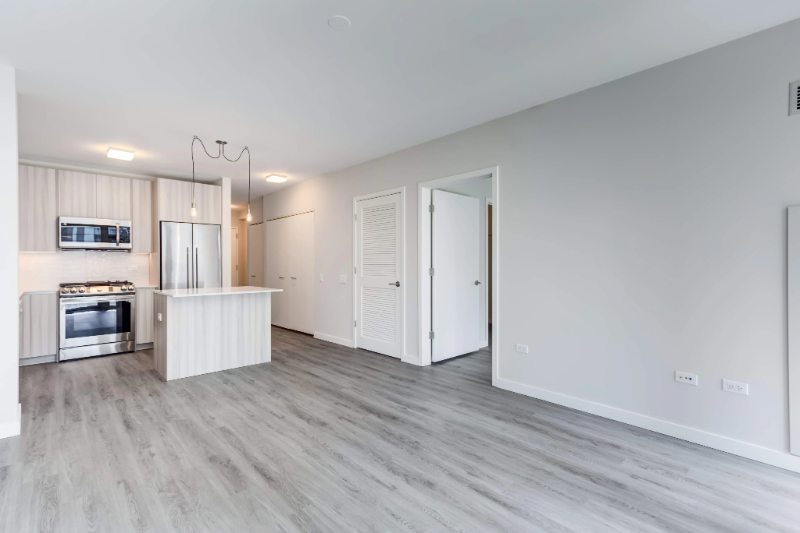 345 E South Water St - Photo 5 of 10