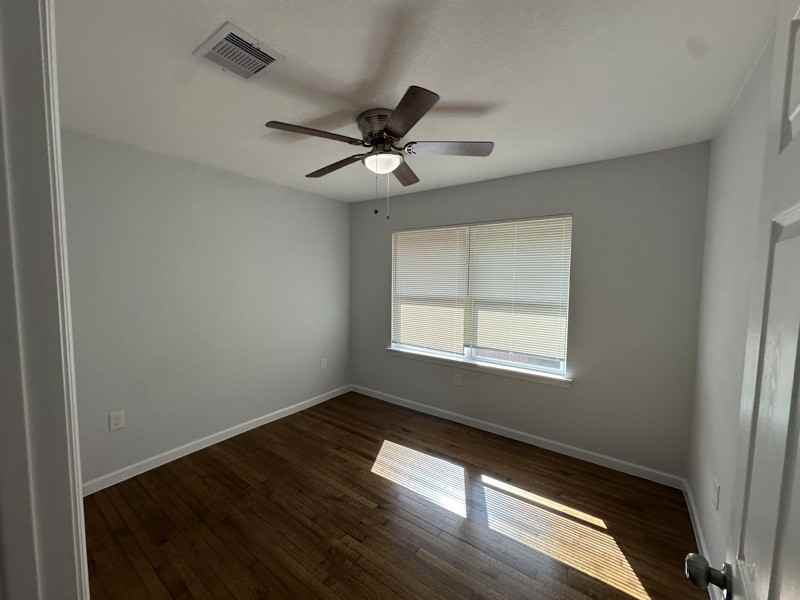 224 Birch St - Photo 7 of 9