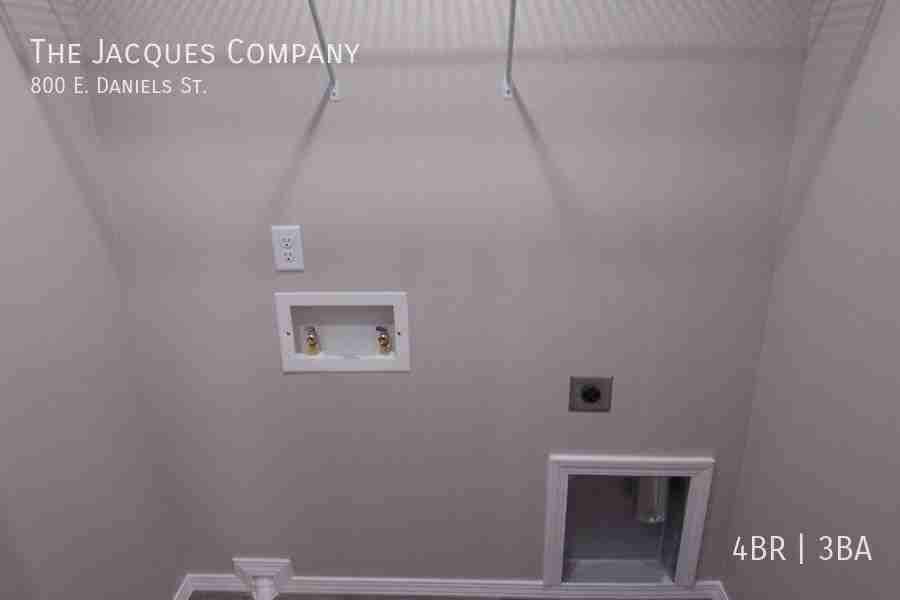 800 West Daniels Lane - Photo 7 of 12