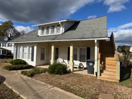 featured image of 711 Kensington Avenue #B