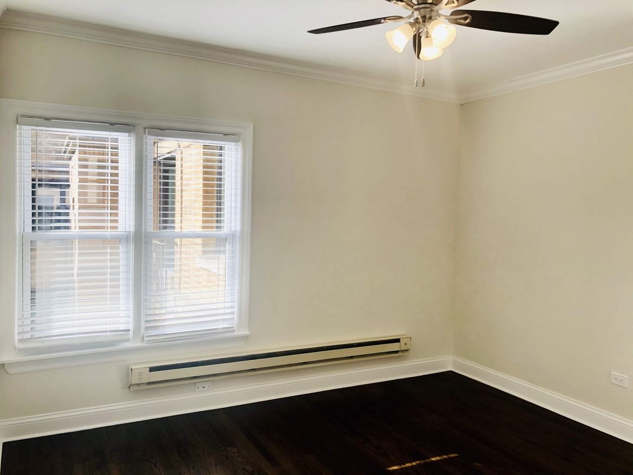 W Roscoe St & N Halsted St - Photo 3 of 10