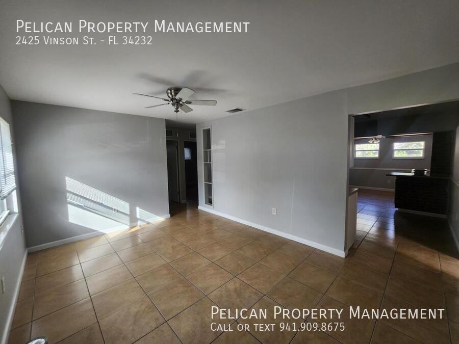 2425 Vinson Ave - Photo 4 of 28