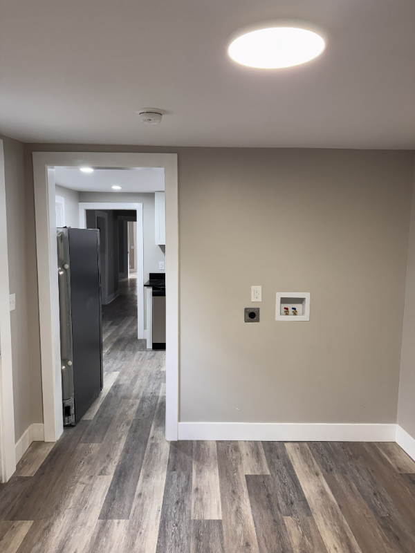 220 W Brown Ave - Photo 6 of 20