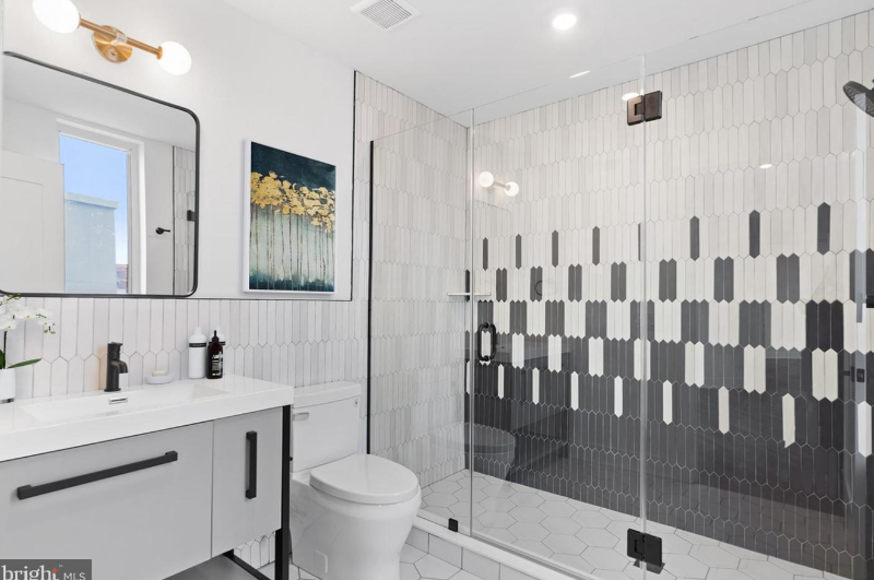 1721 Ridge Ave #C101 - Photo 6 of 17