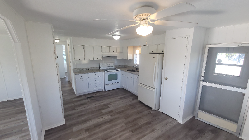 142 Hamilton Drive #142 - Photo 3 of 9