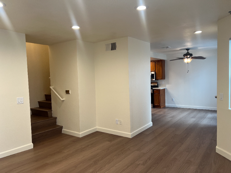312 East Valencia Avenue #106 - Photo 6 of 20