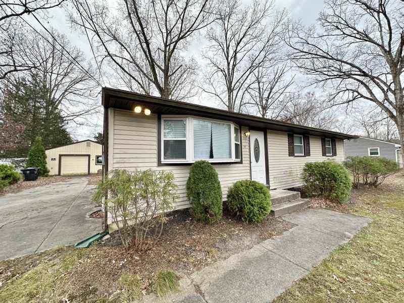 206 Bittlewood Avenue - Photo 2 of 17