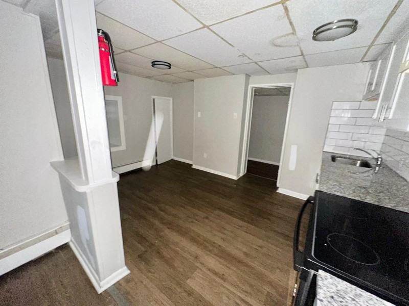 420 High St N - Photo 5 of 13