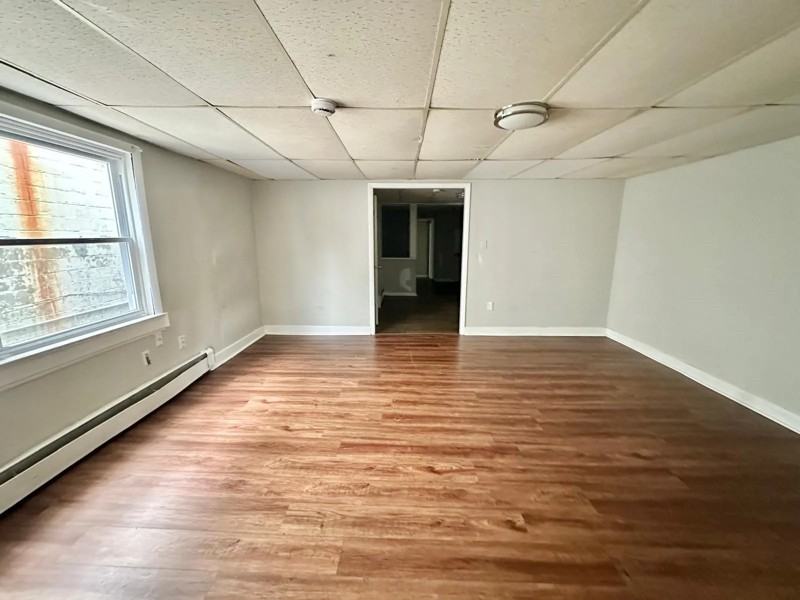 420 High St N - Photo 6 of 13