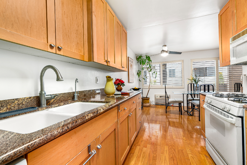 1926 Glendon Ave #3 - Photo 3 of 17