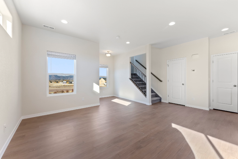 7720 Tuttle Vw - Photo 3 of 19