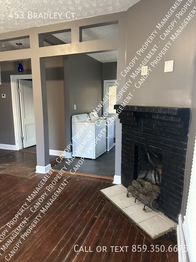 453 Bradley Court - Photo 5 of 18