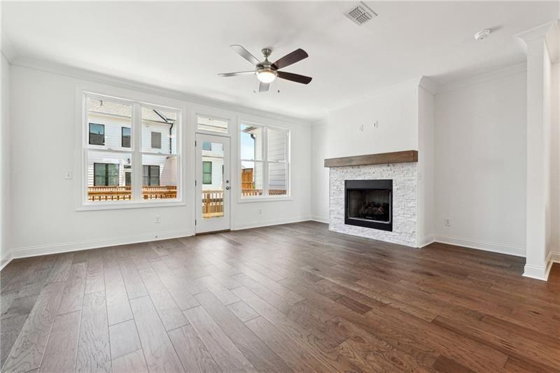 504 Healy Drive - Photo 7 of 25