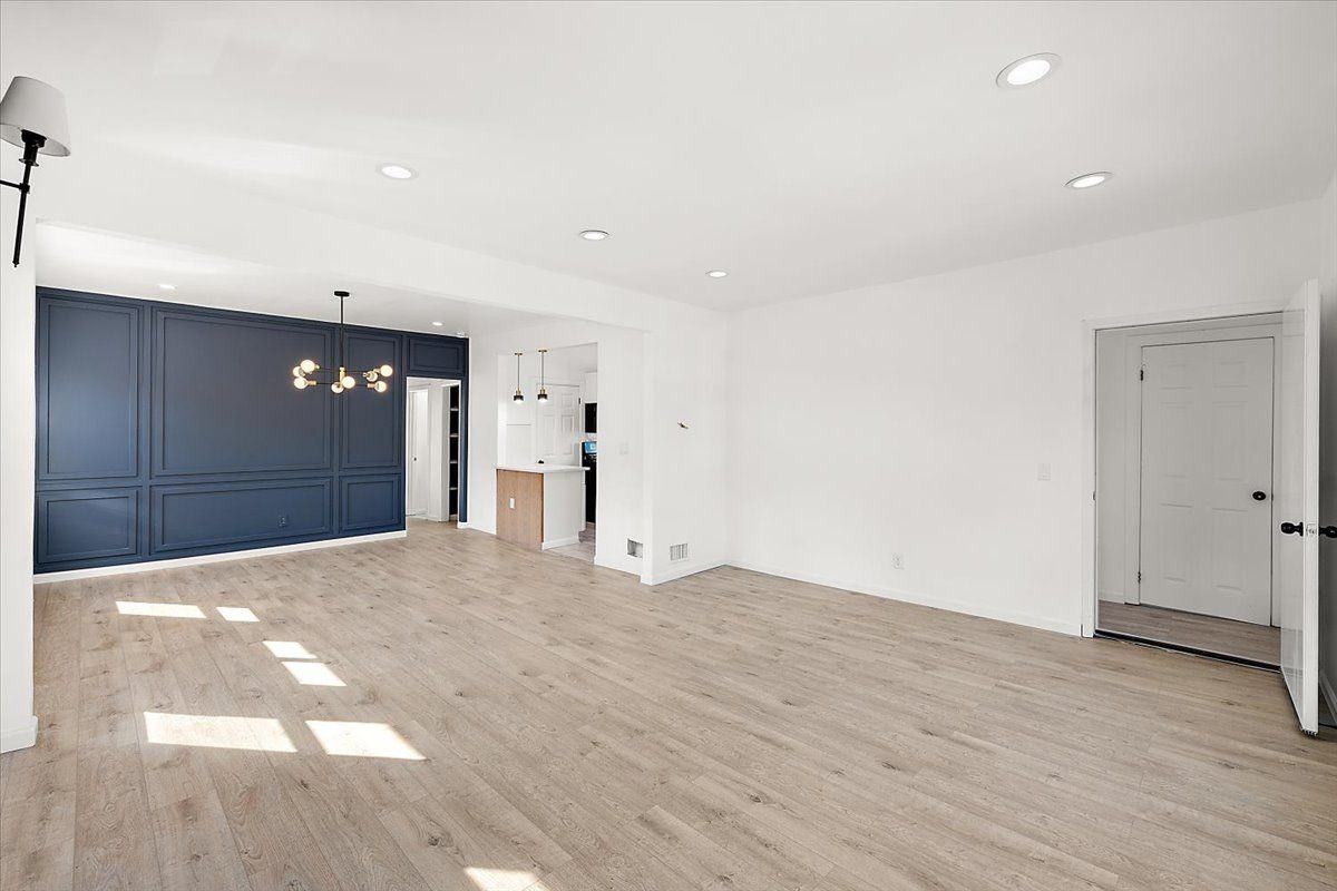 14861 Saint Marys Street - Photo 4 of 17