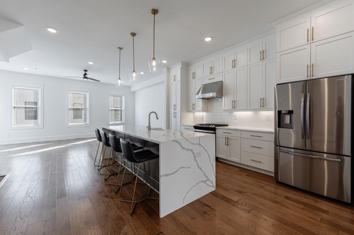 1032 Robert Smalls Way - Photo 5 of 22