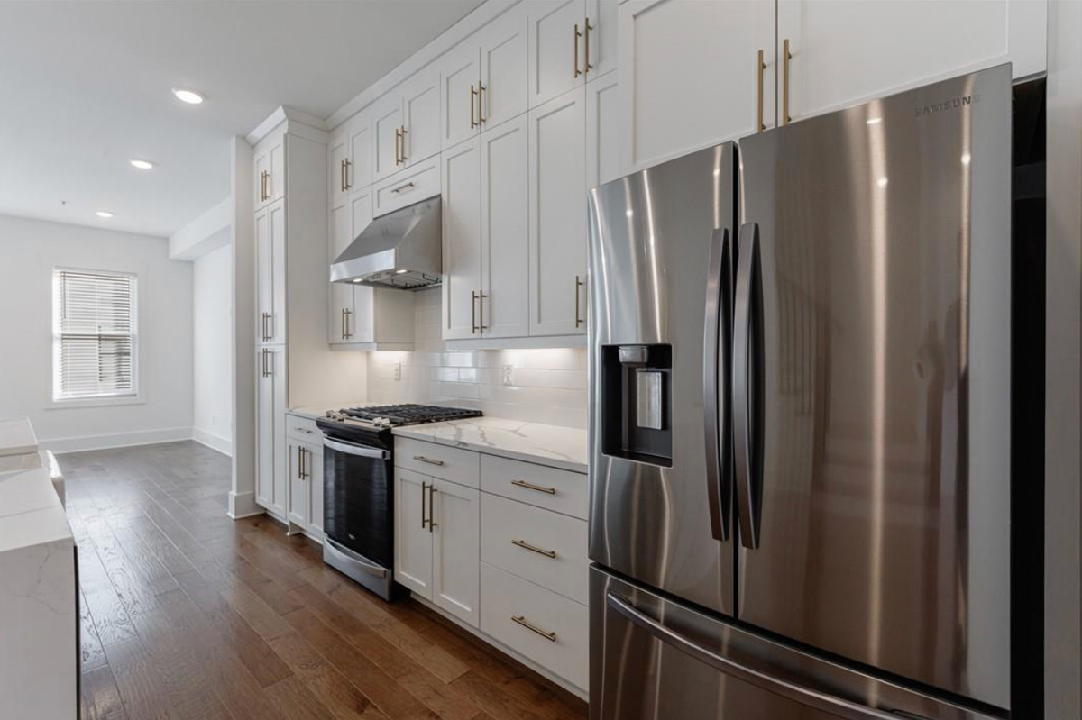 1032 Robert Smalls Way - Photo 6 of 22