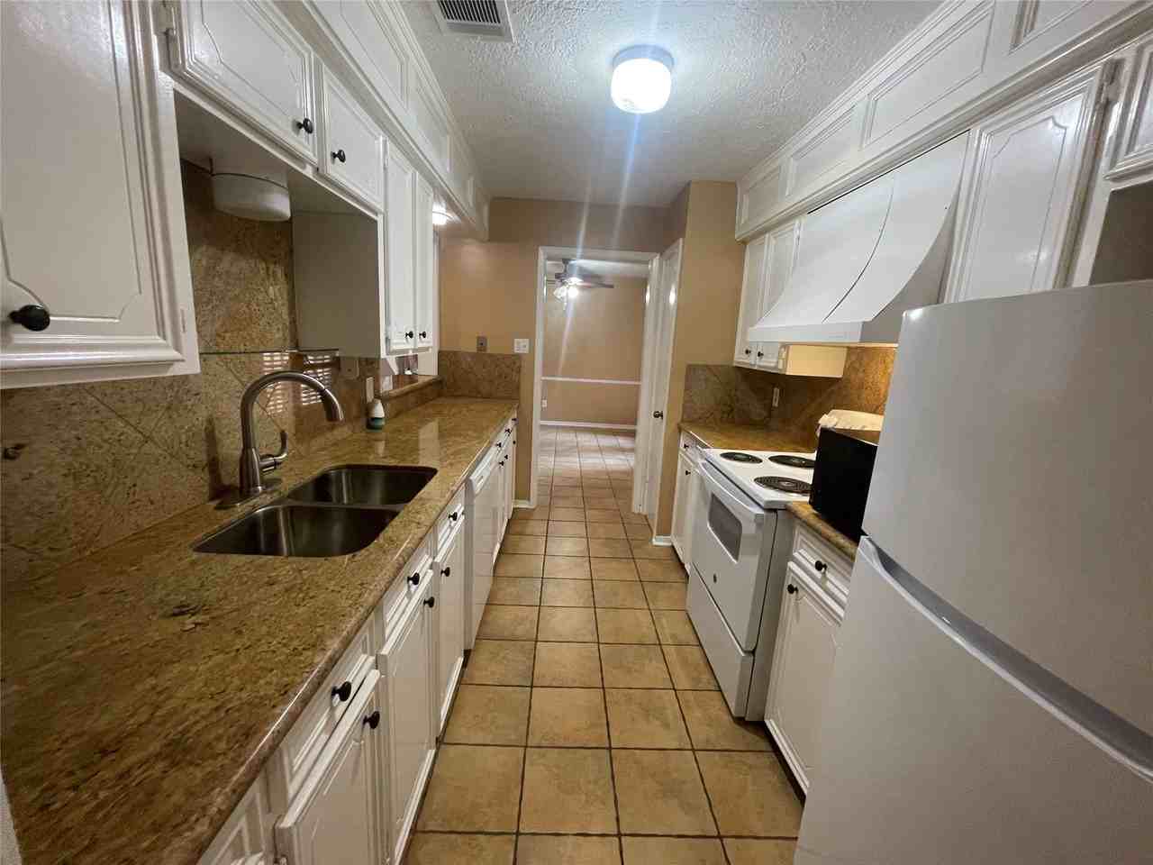 4105 Vista Road #4105-1 - Photo 7 of 25