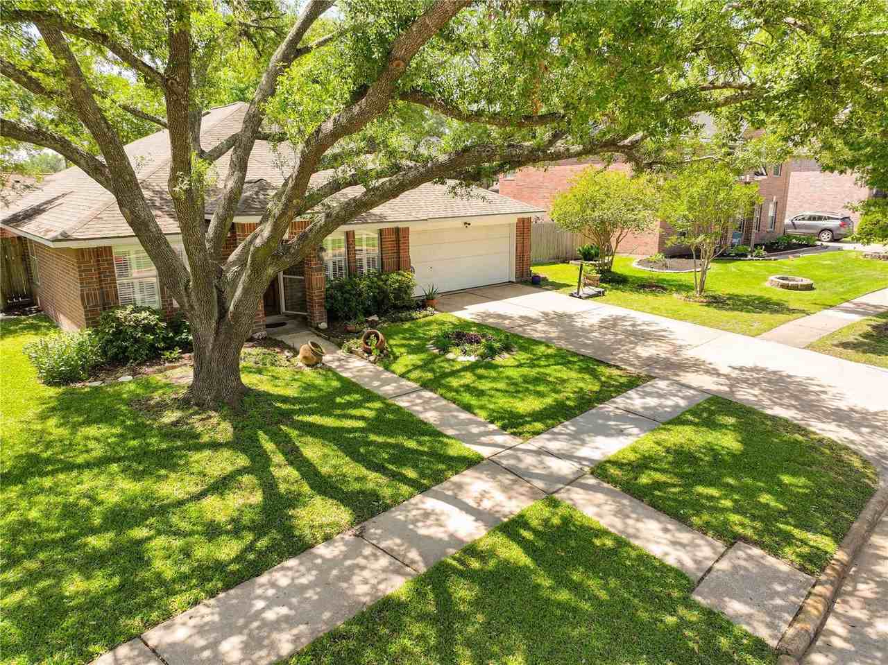 19731 Dusty Creek Drive #19731 - Photo 5 of 11