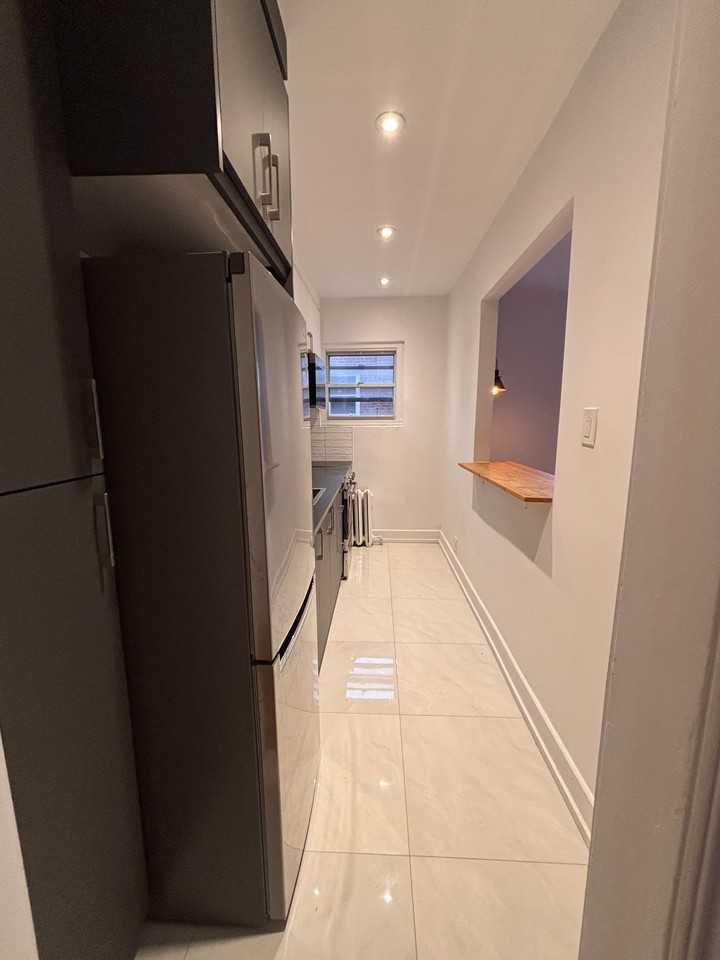 3719 Rue du Frere Andre #30 - Photo 2 of 7