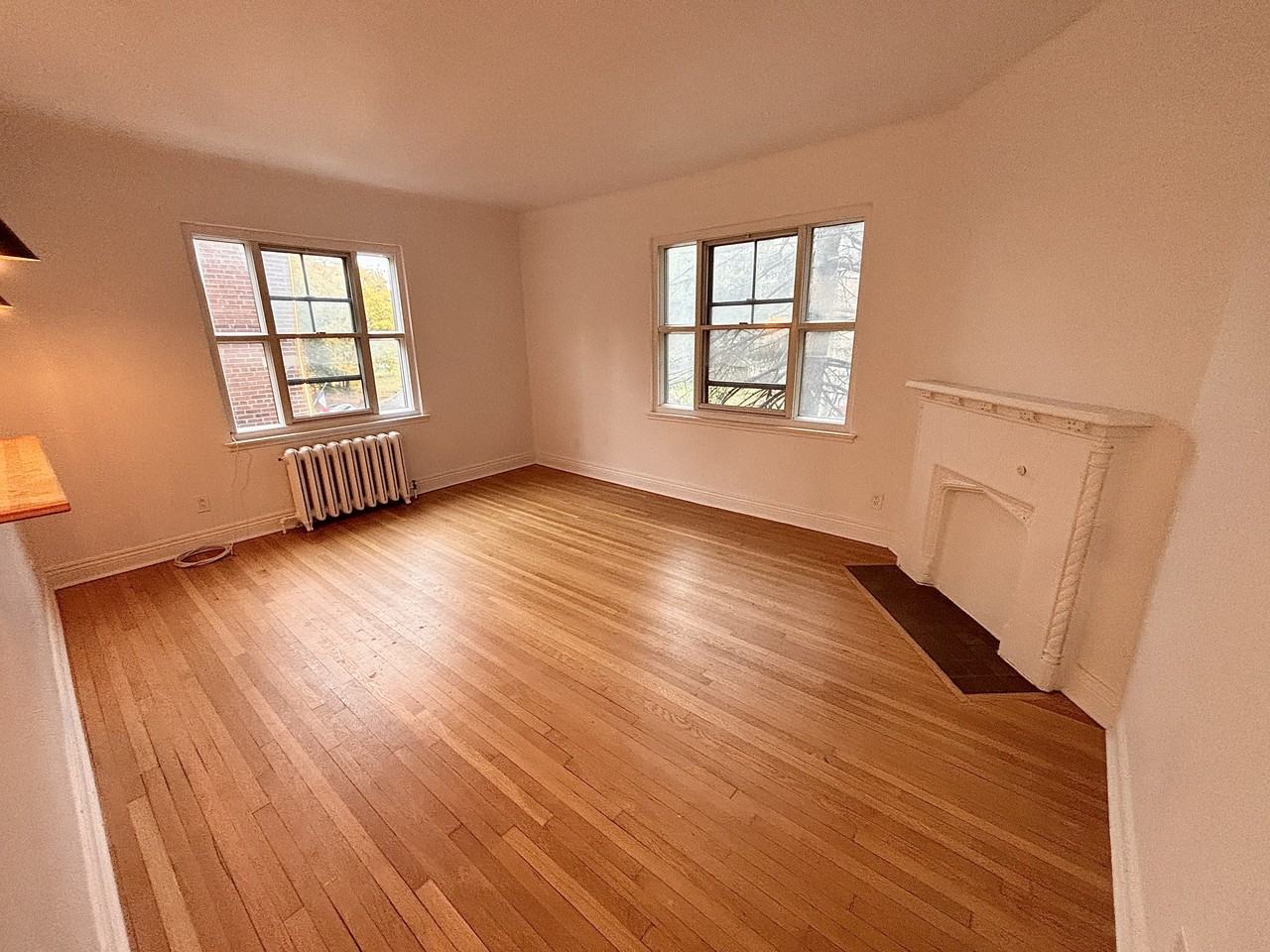 3719 Rue du Frere Andre #30 - Photo 5 of 7