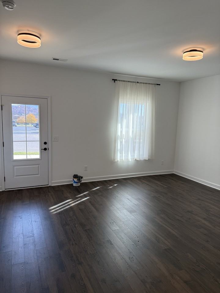 179 Broad Street - Photo 3 of 16