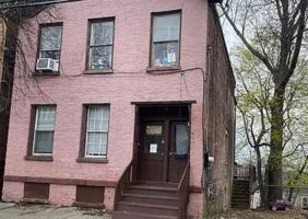 featured image of 339 9th Street #2