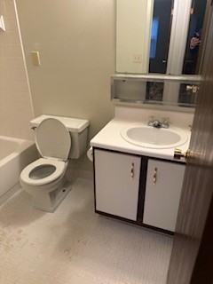 27635 Caroline Circle #27640D - Photo 4 of 6