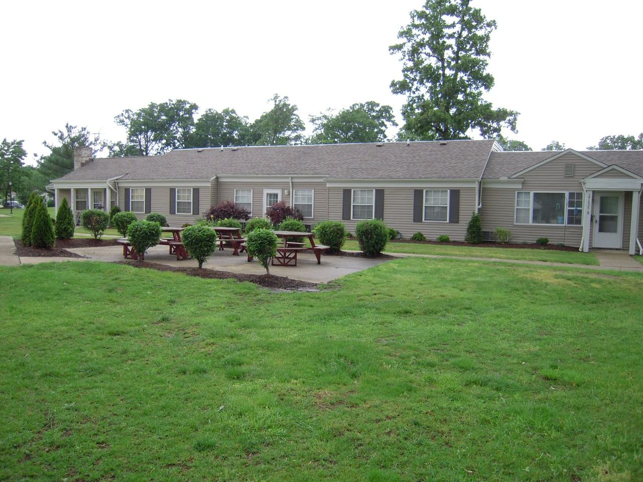 27635 Caroline Circle #27640D - Photo 5 of 6