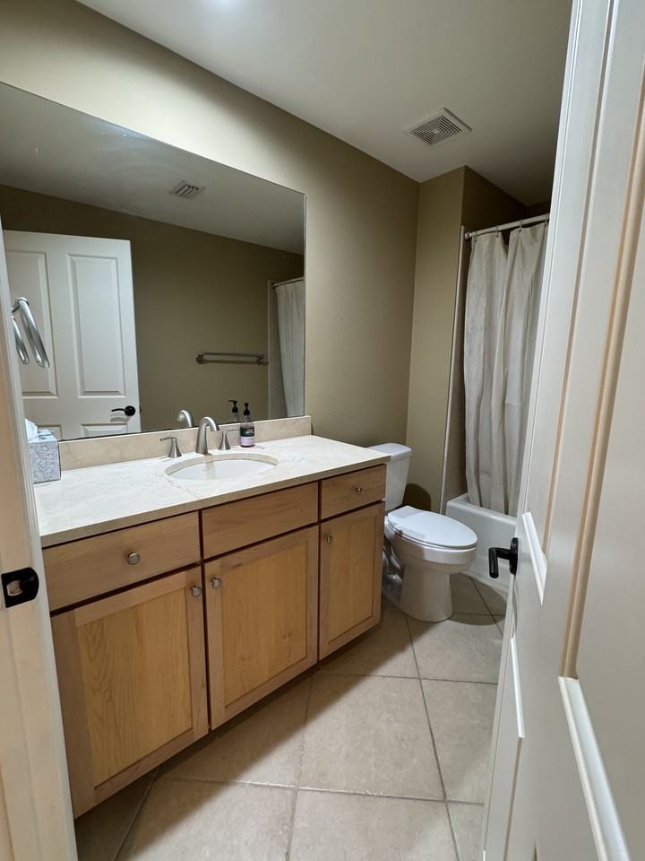 415 E Romana St Unit 205 #NA - Photo 7 of 10