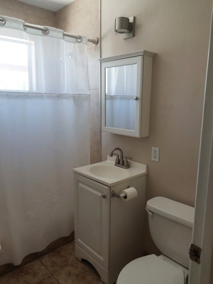 556 Casselman St #5 - Photo 6 of 6