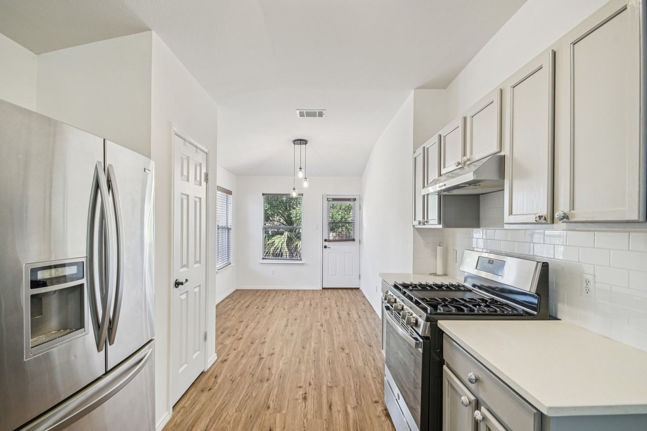 247 San Felipe Dr #NA - Photo 7 of 18