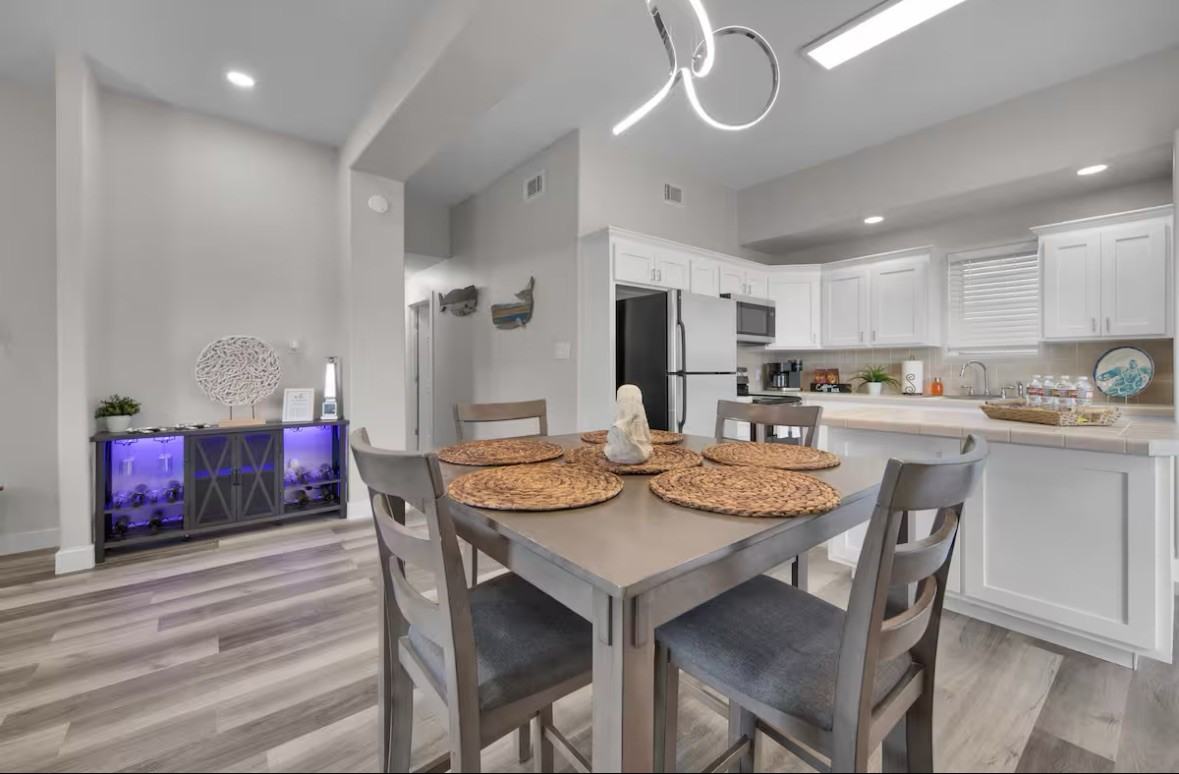 102 W Corral St #2 - Photo 7 of 20