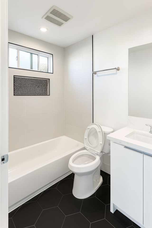 1500 Arapahoe St #1 - Photo 3 of 8