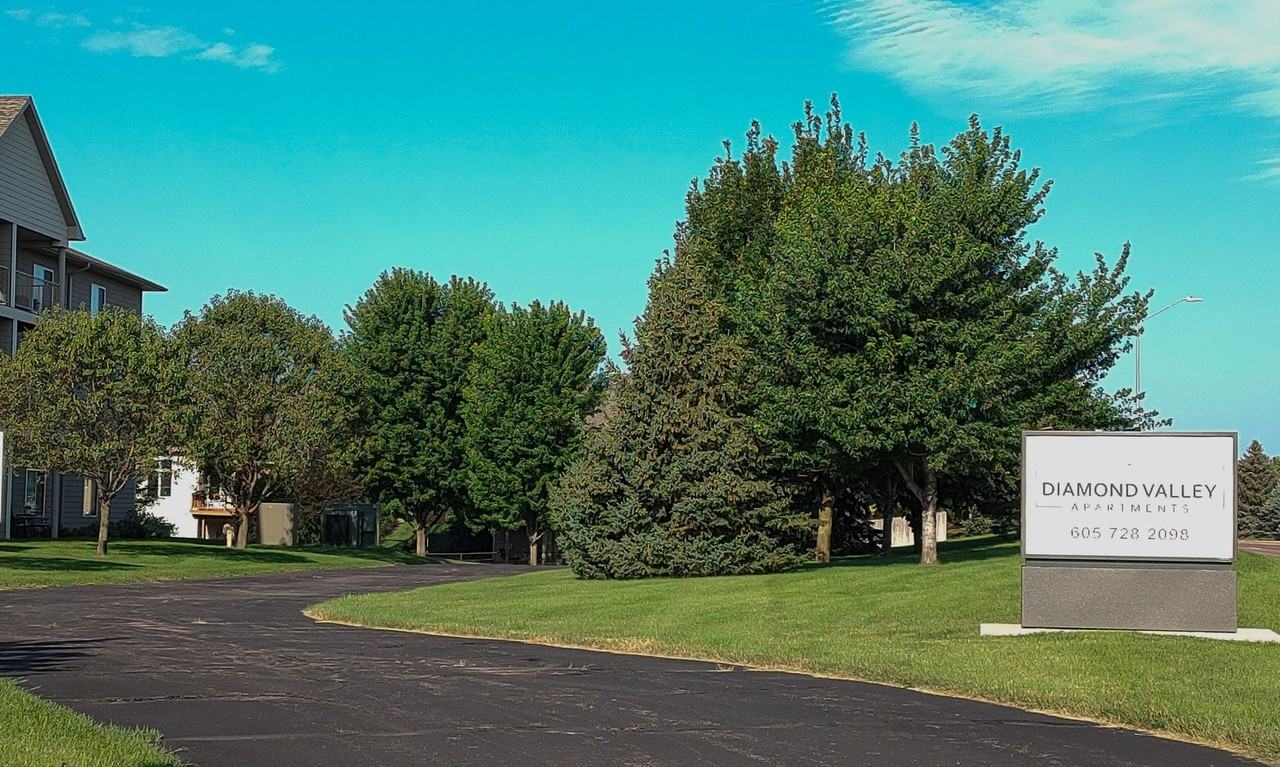 Diamond Valley Apartments - Photo 2 of 50