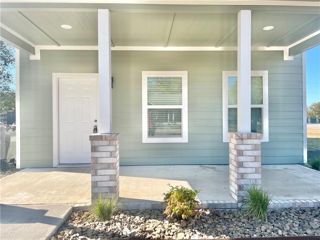 506 Park St #B - Photo 6 of 26