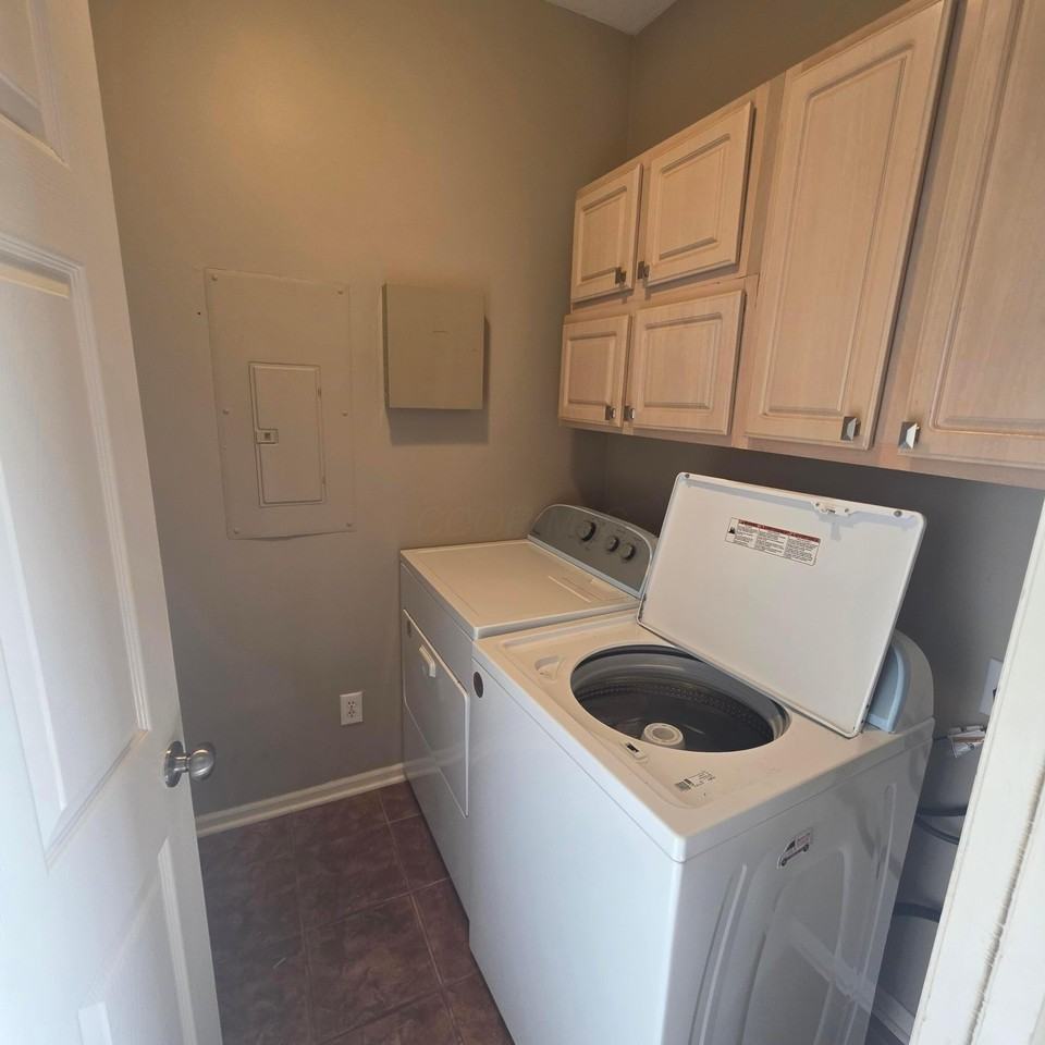 6155 Craughwell Ln - Photo 4 of 9