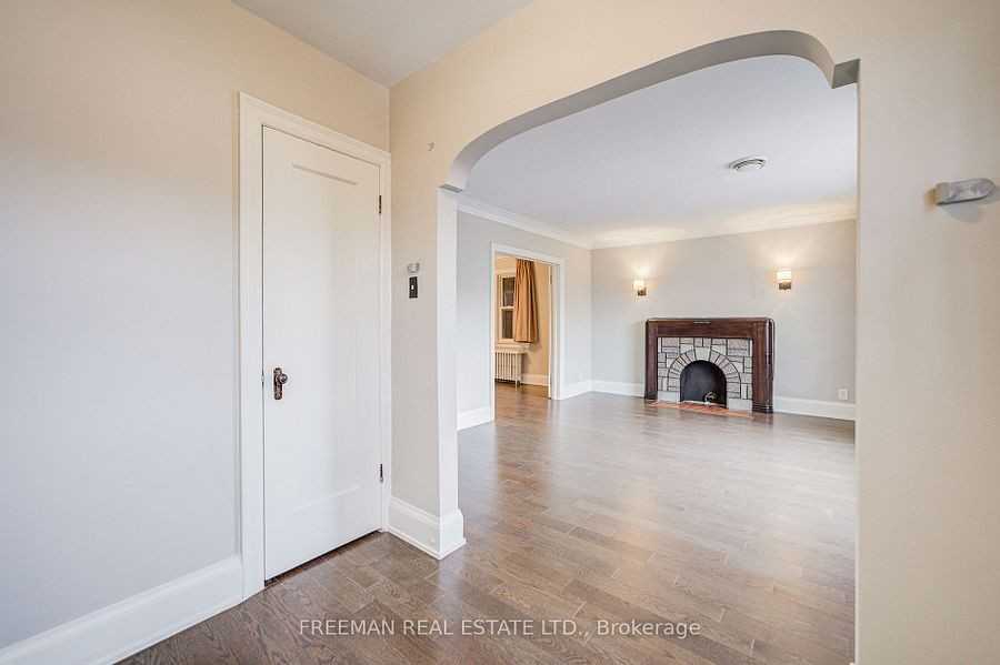 723 Euclid Avenue - Photo 3 of 17