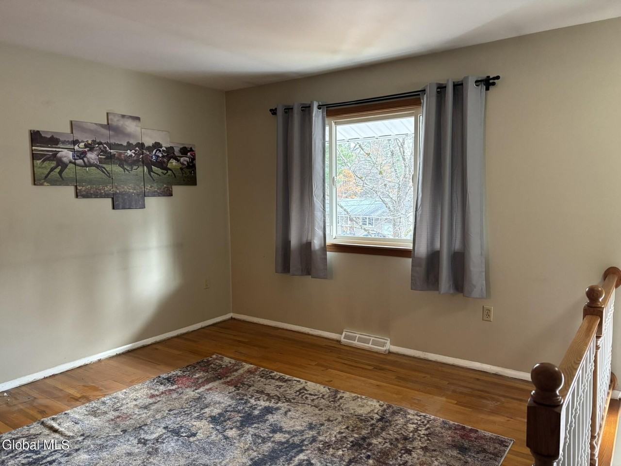 52 Trottingham Rd - Photo 4 of 35