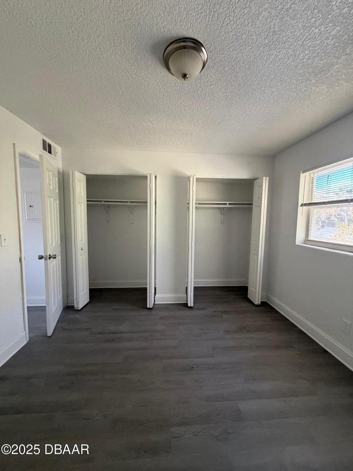 612 George W Engram Blvd Apt 3 #3 - Photo 7 of 10