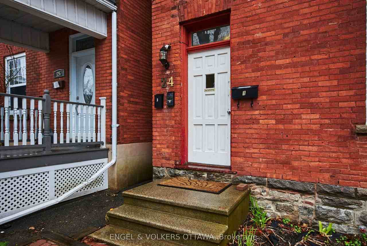 24 St Francis Street 1 - Photo 2 of 13