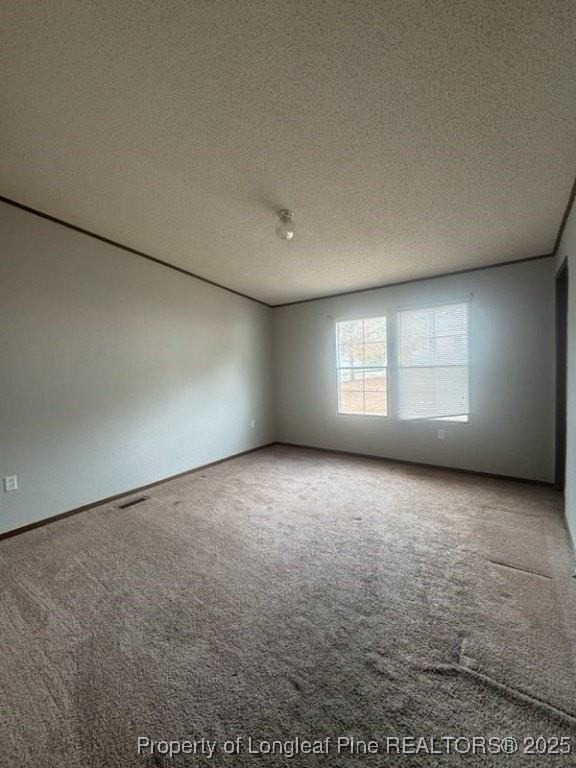 142 Oak St - Photo 3 of 6