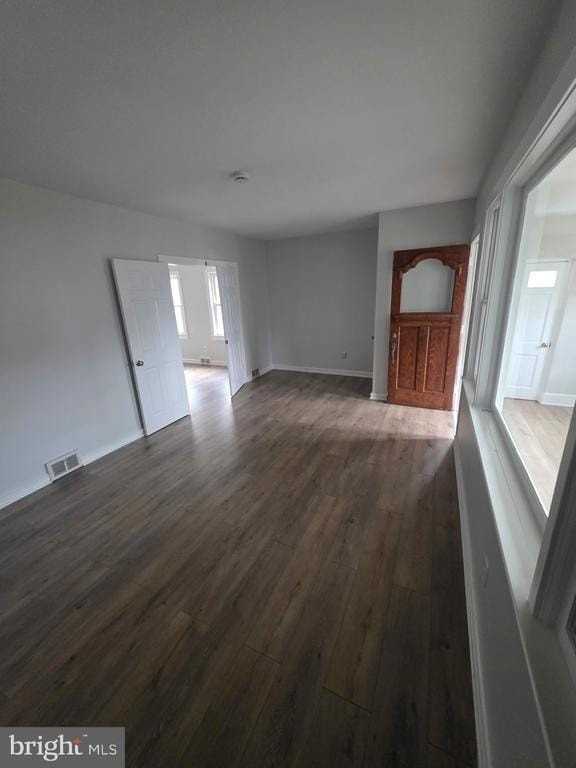 105 Mecray Ln - Photo 3 of 12