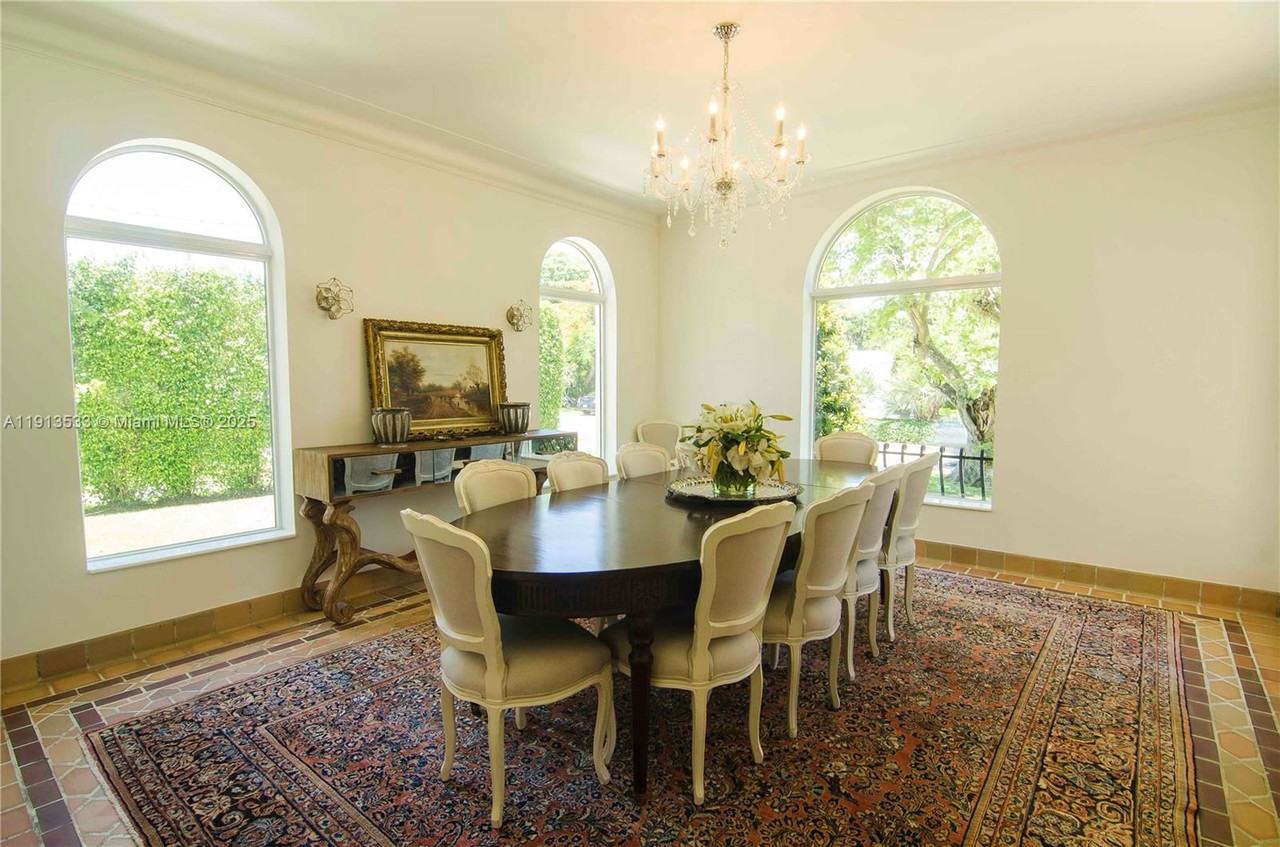 5800 La Gorce Drive #SFH - Photo 6 of 8