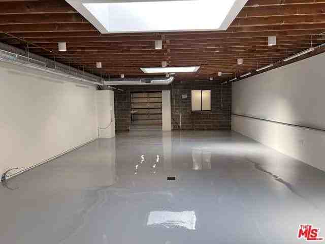 3751 Robertson Boulevard - Photo 5 of 7