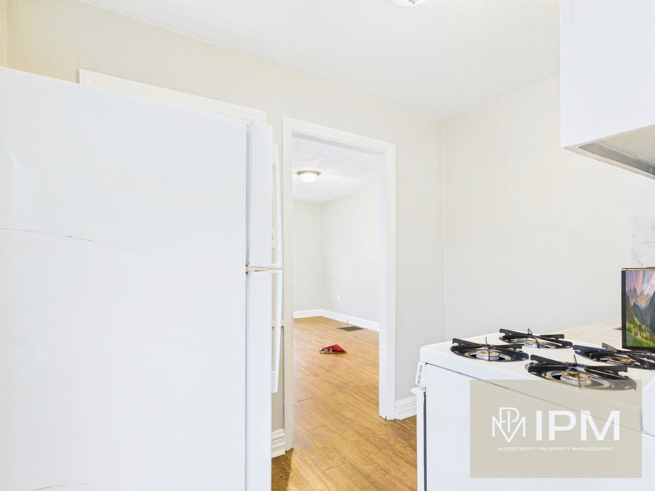 850 Wood Street - Photo 2 of 21