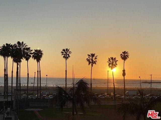 6824 Esplanade #PH - Photo 7 of 8