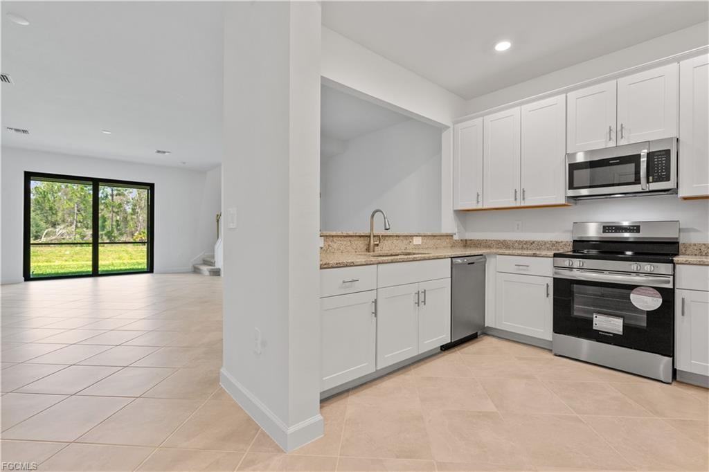 14156 Gardeners Way - Photo 2 of 8